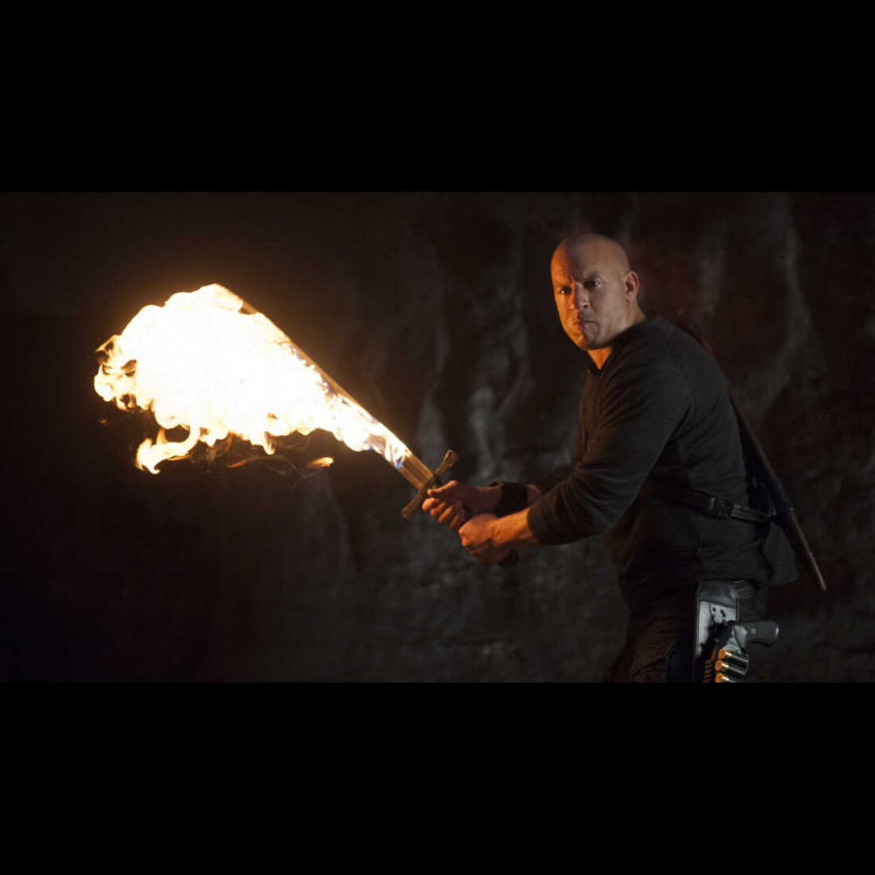 Photo du film The Last Witch Hunter on y voit Vin Diesel portant un rosaire similaire au produit proposé sur cette page. Objet de collection. Accessoire de film original.