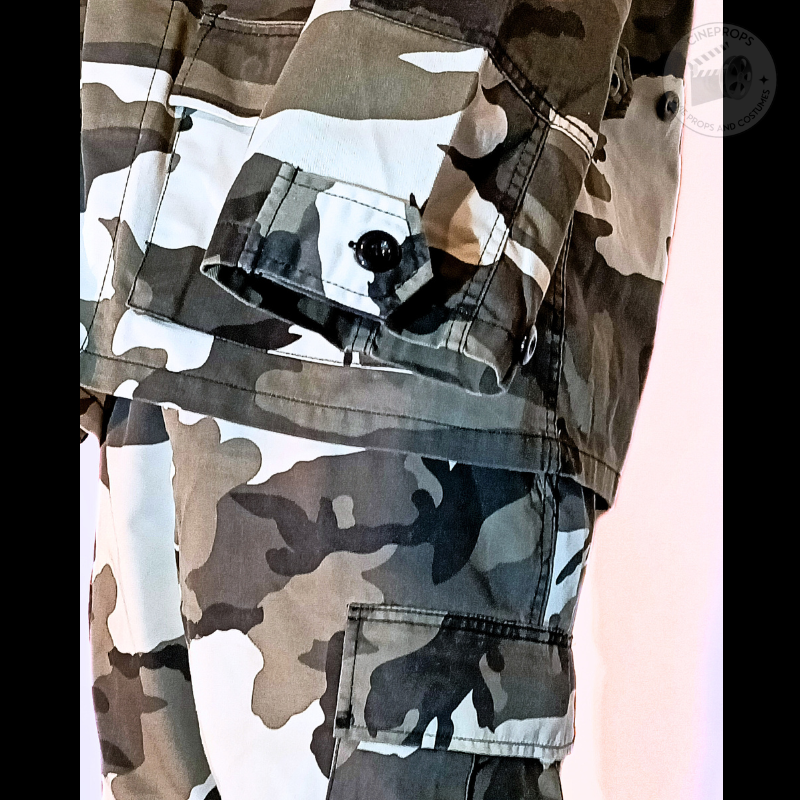 costume V for Vendetta Movie props original objet de film authentique photo detail produit uniforme militaire costume film V for Vendetta