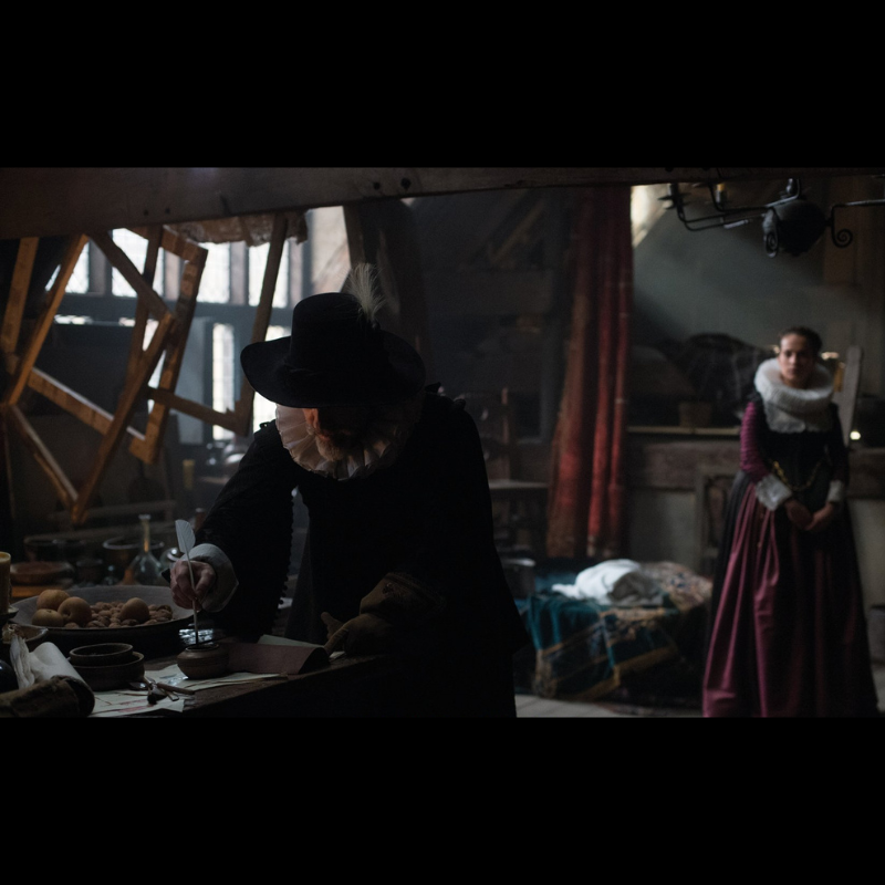 Photos film (2) Movie props and costume Tulip Fever Objet de film accessoire Cinéma original objet de film