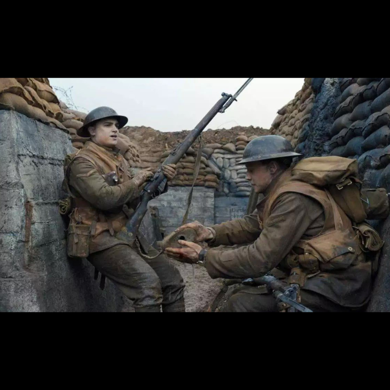 Photos film (4) 1917 war movie. Movie props objet de film