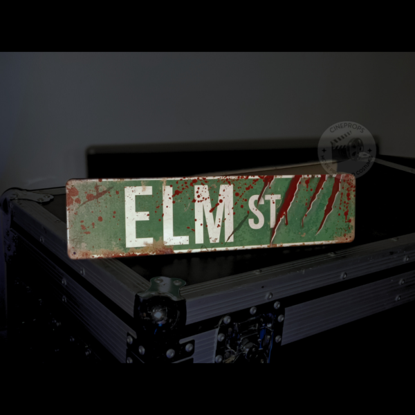 Reproduction objet de film Freddy movie props replica Elm Street