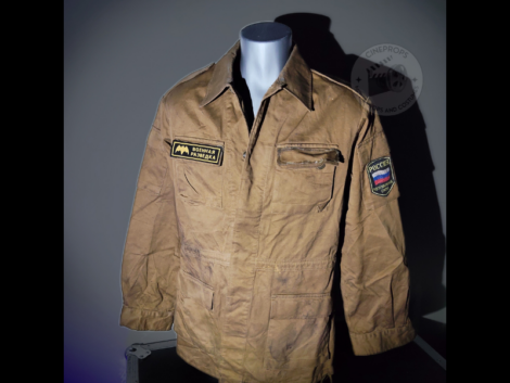objet de film original Resident Evil zombie veste costume jacket screen used Movie props cineprops cinéma
